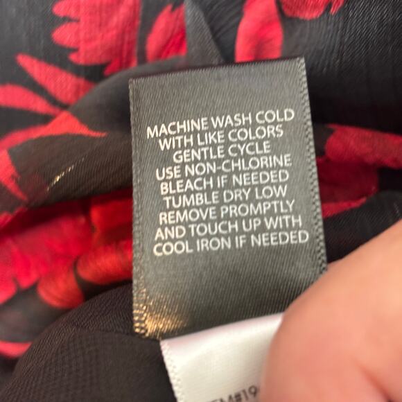 Torrid Floral Sleeveless Halter Bow Top 2X Red Black Dark Romantic Whimsygoth - Picture 5 of 10